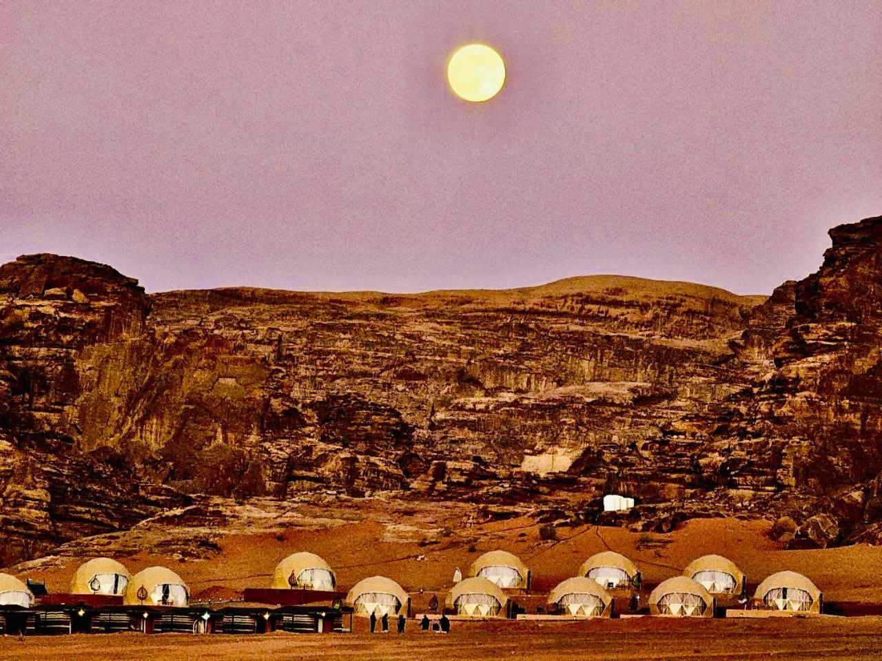 Nael Bedouin Luxury Camp Wadi Rum Exterior photo